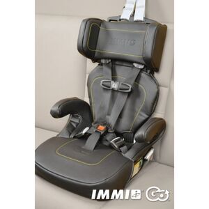 IMMI Go Travel Car Seat – Lightweight, Foldable Booster + Harness Hybrid